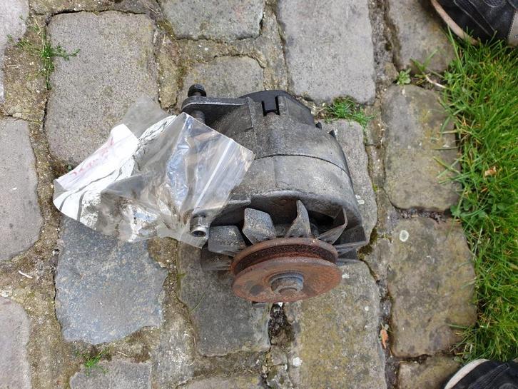 Jaguar XJ 4.2 serie 1, 2 en 3 DYNAMO, Auto-onderdelen, Motor en Toebehoren, Jaguar, Nieuw, Ophalen of Verzenden