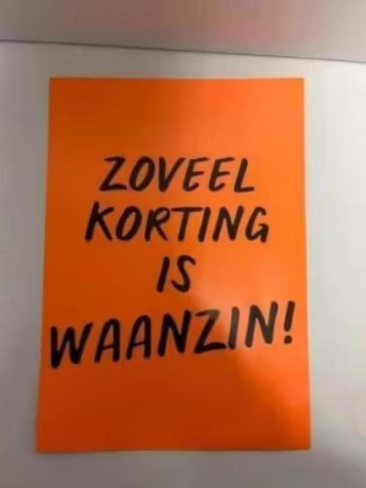 NIEUW! Aanbiedingsposters +/- 300 A4 +/- 100 A3 bieden, Verzamelen, Posters, Nieuw, Ophalen of Verzenden