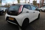 Toyota Aygo 1.0 VVT-i X-NOW € 7.700,00, Voorwielaandrijving, Stof, Gebruikt, 4 stoelen