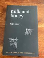 Milk and Honey - Rupi Kaur, Ophalen, Zo goed als nieuw, Eén auteur