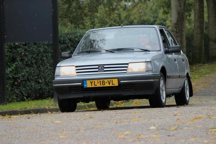 Peugeot 309 1.4 GR U9 1990 Blauw, Auto's, Peugeot, Bedrijf, Benzine, Hatchback, Handgeschakeld, Origineel Nederlands, Blauw, Voorwielaandrijving