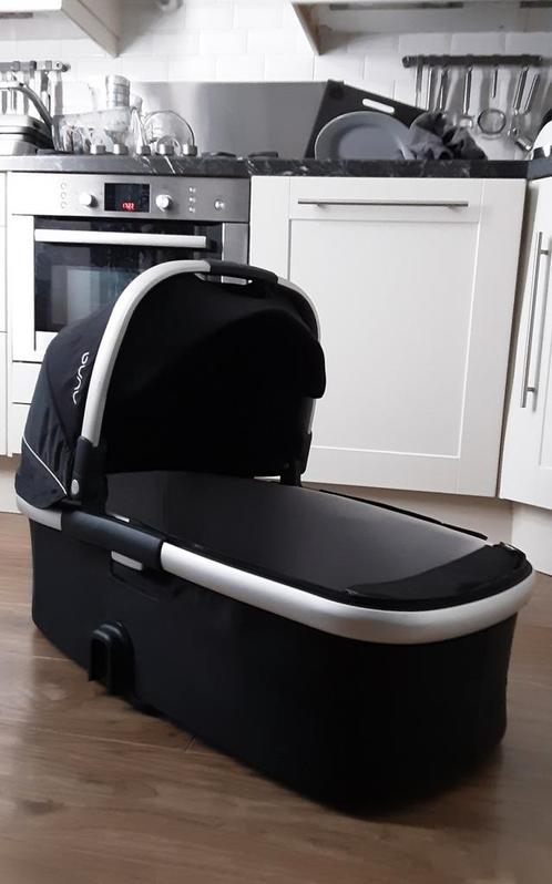 Nuna reiswieg, Kinderen en Baby's, Kinderwagens en Combinaties, Zo goed als nieuw, Overige merken, Ophalen of Verzenden