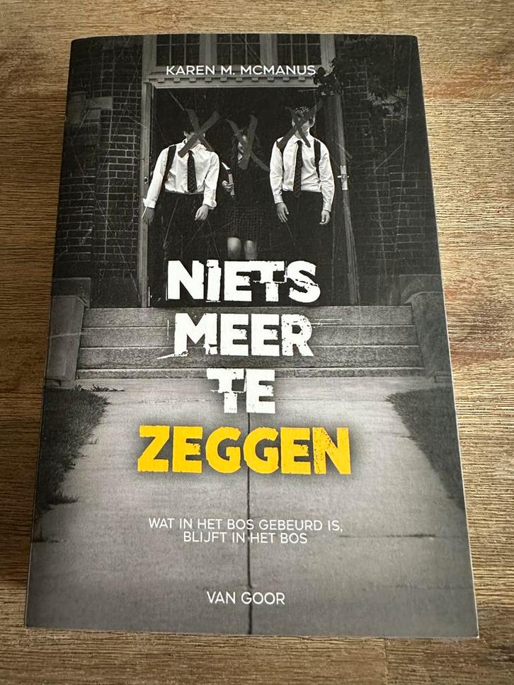 Niets Meer Te Zeggen - Karen M. McManus, Boeken, Thrillers, Zo goed als nieuw, Nederland, Ophalen of Verzenden