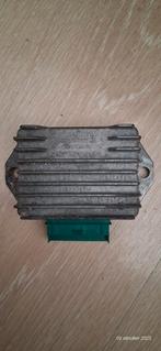 Spanningsregelaar Piaggio Zip Gilera Aprillia Derbi, Fietsen en Brommers, Ophalen, Gebruikt, Piaggio
