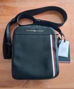 Nieuwe Tommy Hilfiger Crossbody Tas, Sieraden, Tassen en Uiterlijk, Tassen | Rugtassen, Overige merken, Minder dan 30 cm, Nieuw