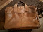 Bruin leren laptoptas van Burkely, Computers en Software, Laptoptassen, Ophalen of Verzenden, 16 inch, Gebruikt, Schoudertas