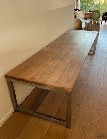 Massief eiken eettafel - loungetafel beschikbaar voor biedingen