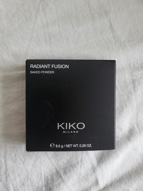 Kiko radiant fusion baked powder in kleur 01, Sieraden, Tassen en Uiterlijk, Uiterlijk | Cosmetica en Make-up, Nieuw, Make-up