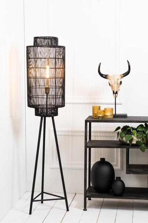 Vloerlamp Gruaro 32x125 cm mat zwart Light & Living, Huis en Inrichting, Lampen | Vloerlampen, Nieuw, 100 tot 150 cm, Metaal, Ophalen
