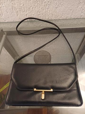 Elegante Zwarte Schoudertas beschikbaar voor biedingen