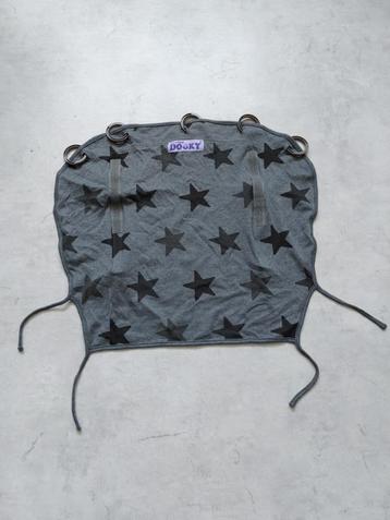 Dooky universele zonnescherm voor de kinderwagen beschikbaar voor biedingen