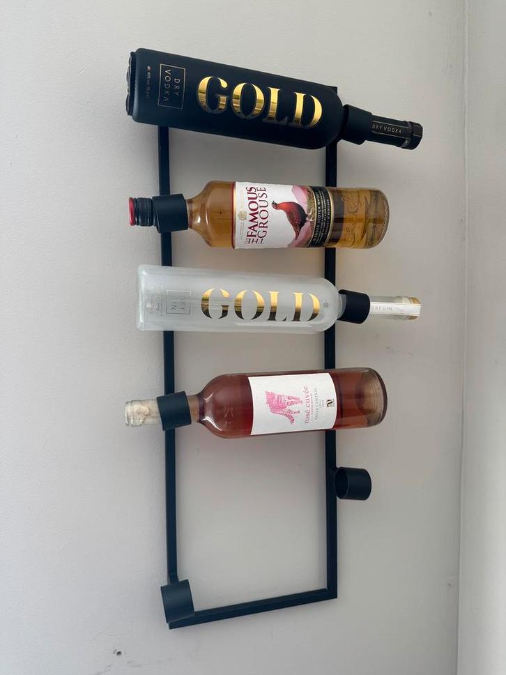 By-Boo Wijnrek Vine - zwart, Huis en Inrichting, Woonaccessoires | Wijnrekken, Zo goed als nieuw, 75 cm of meer, Metaal, 5 tot 15 flessen
