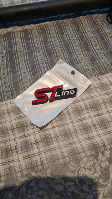 Ford STline logo  beschikbaar voor biedingen