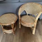 Rotan/Riet  /Bamboe Tafeltje  met lectuur bak + Stoel., Ophalen of Verzenden, Rond