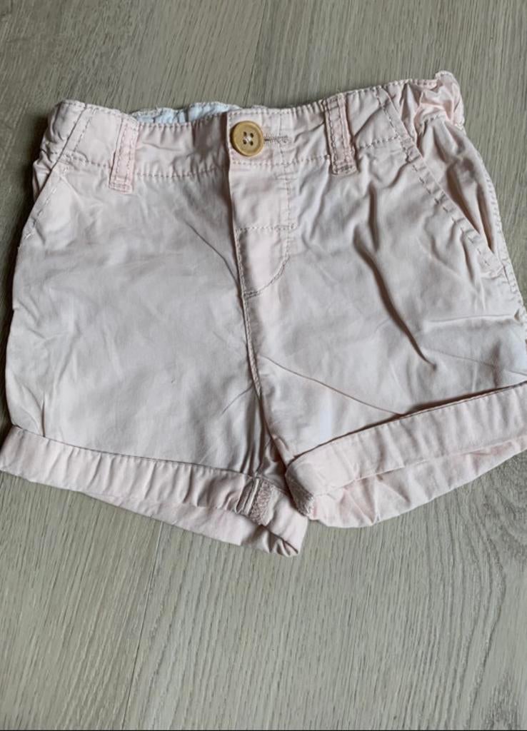 Mooi kort broekje H&M zacht roze meisje maat 74, Broekje, Meisje, H&M, Ophalen of Verzenden
