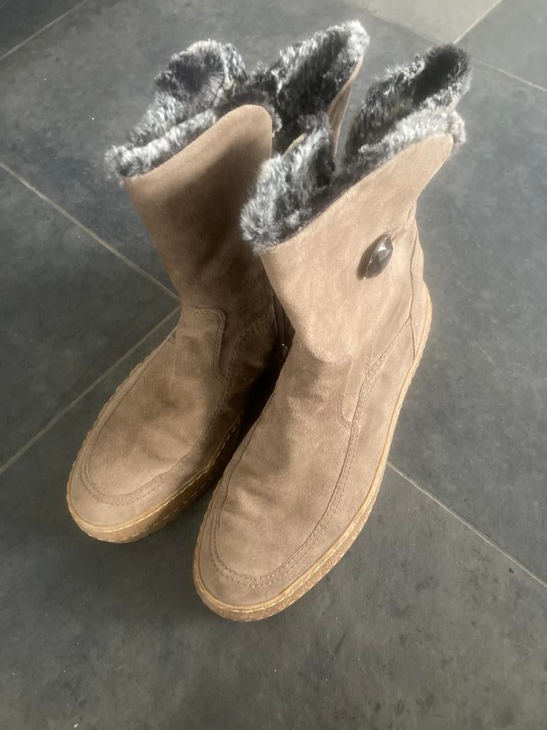 Gabor warme suede laarsjes 38,5, Ophalen of Verzenden, Zo goed als nieuw, Beige