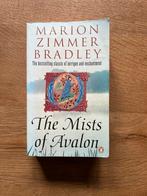 The Mists of Avalon - Marion Zimmer Bradley, Boeken, Ophalen of Verzenden, Gelezen, Nederland