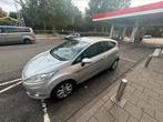 Ford Fiësta 1.25 Ghia NIEUWE APK, DISTRIBUTIERIEM, GR. BEURT, Voorwielaandrijving, 600 kg, 1242 cc, Origineel Nederlands
