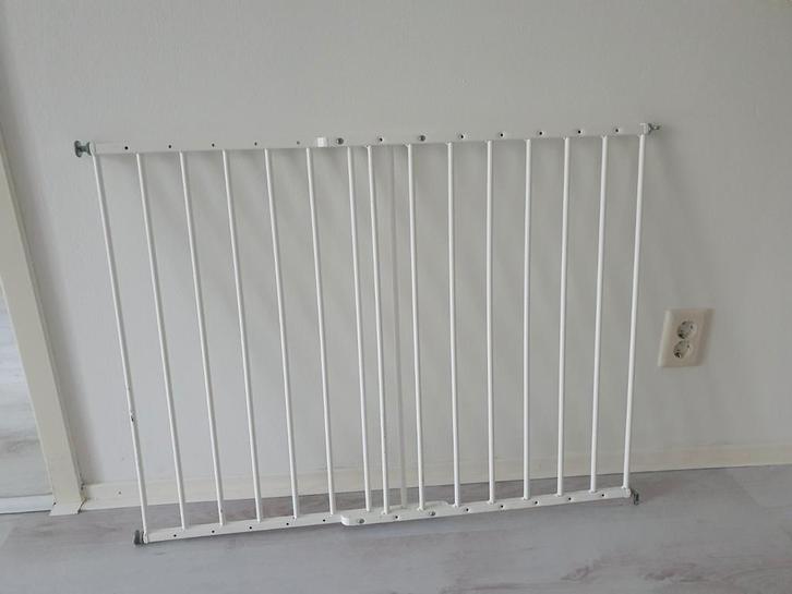 Traphekje, Kinderen en Baby's, Traphekjes, Zo goed als nieuw, Oprolhekje, Overige materialen, 115 cm of meer, Ophalen