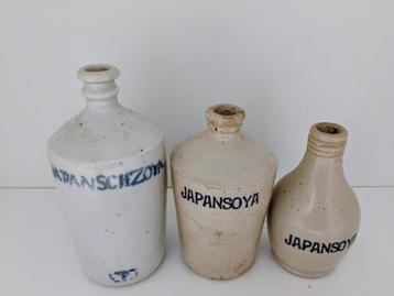 Antieke Japanse/Japansche soyaflessen beschikbaar voor biedingen