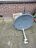 Triax 60cm schotelset met standaard én Dual LNB Quad, Audio, Tv en Foto, Schotelantennes, Ophalen, Gebruikt, (Schotel)antenne