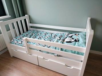 Stevig kinderbed beschikbaar voor biedingen