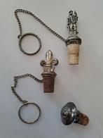 2 flessenstoppen en een verzilverde schenkkurk, Antiek en Kunst, Curiosa en Brocante, Ophalen of Verzenden