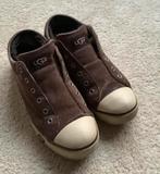Donkerbruine lage sneakers van Ugg maat 39,5, UGG, Bruin, Verzenden, Sneakers of Gympen