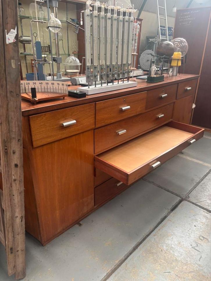 Vintage grote ladekast uit een kerk, Huis en Inrichting, Kasten | Ladekasten, Gebruikt, 100 tot 150 cm, 200 cm of meer, 75 cm of meer