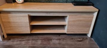 Tv meubel/ tv kast beschikbaar voor biedingen