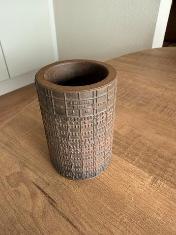 Cilindervormige printplaat beschikbaar voor biedingen