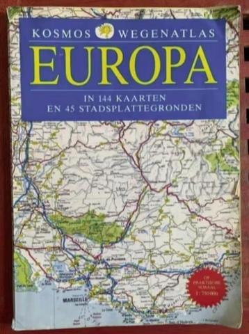 Kosmos Wegenatlas Europa; 144 kaarten 45 stadsplattegronden beschikbaar voor biedingen
