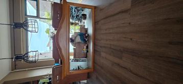 Zwaare eiken spiegel  beschikbaar voor biedingen