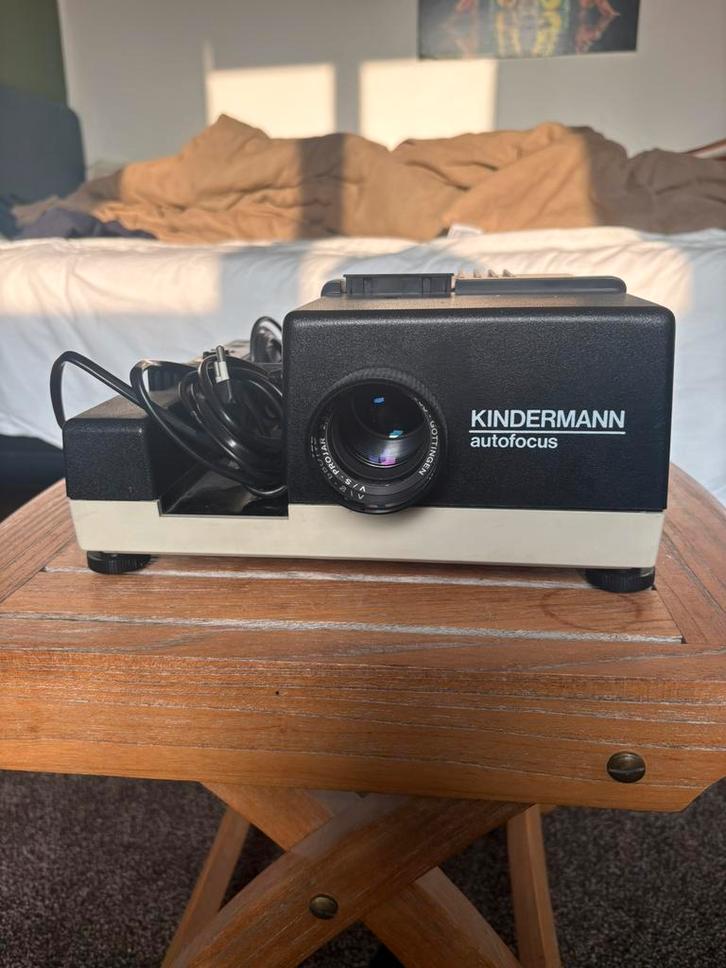 Kindermann diaprojector met autofocus – Vintage, Audio, Tv en Foto, Diaprojectors, Zo goed als nieuw, Ophalen of Verzenden