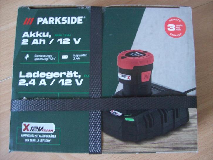 PARKSIDE Accu 12V - 2 Ah + oplader - NIEUW in doos, Doe-het-zelf en Verbouw, Gereedschap | Machine-onderdelen en Toebehoren, Nieuw