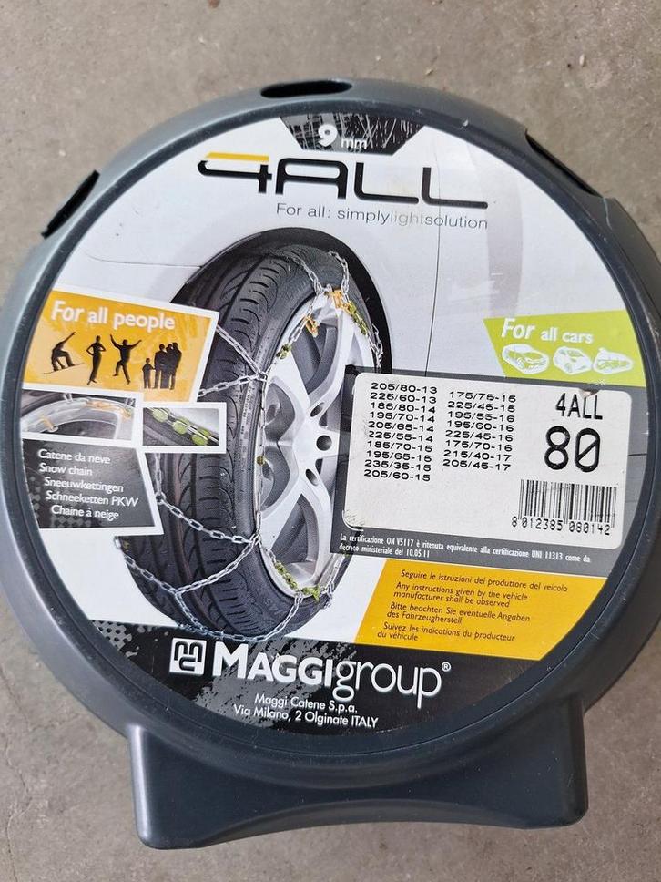 Diversen merken sneeuwkettingen ZGAN, Auto diversen, Sneeuwkettingen, Zo goed als nieuw, Ophalen