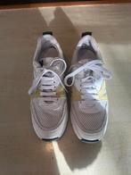 VIA VA 38, Kleding | Dames, Schoenen, Ophalen of Verzenden, Zo goed als nieuw, Sneakers of Gympen