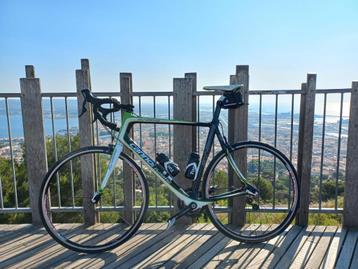 Mooie Cannondale Synapse Carbon mt 61 aangeboden beschikbaar voor biedingen