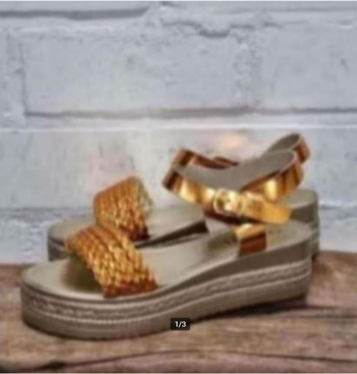 Cerutti Made in Italy - Prachtige sandalen maat 39 - Nieuw, Kleding | Dames, Schoenen, Nieuw, Sandalen of Muiltjes, Ophalen of Verzenden