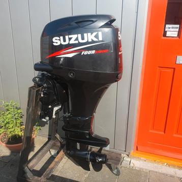 SUZUKI 50 pk 4 TAKT EFI  LANGSTAART POWERTRIM NETTE STAAT 