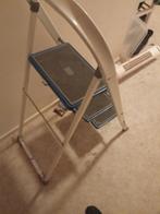 Werktrap goede staat 3 tredeh, Doe-het-zelf en Verbouw, Ladders en Trappen, Ophalen, Gebruikt, Trap, Opvouwbaar of Inschuifbaar