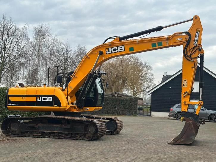JCB JS220LC (bj 2010), Zakelijke goederen, Machines en Bouw | Kranen en Graafmachines, Graafmachine