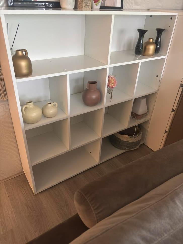 Ikea Kallax wandkast inc deuren, Huis en Inrichting, Kasten | Vitrinekasten, Zo goed als nieuw, 100 tot 150 cm, 25 tot 50 cm, Ophalen of Verzenden