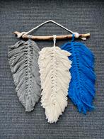 Macramé wandhanger met veren in boho-stijl, Ophalen of Verzenden, Zo goed als nieuw