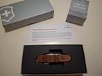 Victorinox Companion Wood Swiss Spirit Limited Edition 2023, Caravans en Kamperen, Kampeergereedschap, Ophalen of Verzenden, Zo goed als nieuw