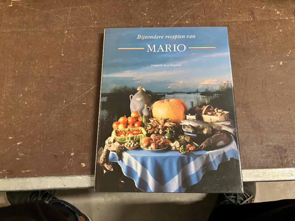 italiaanse keuken restaurant Mario Neck, Italië, Hoofdgerechten, Ophalen of Verzenden, Zo goed als nieuw