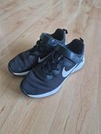 Nike Revolution 6 kinder sneakers (maat 35,5), Jongen of Meisje, Ophalen of Verzenden, Zo goed als nieuw, Nike