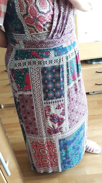 Leuke gekleurde tricot strandjurk van Miss Etam - mt 48 beschikbaar voor biedingen