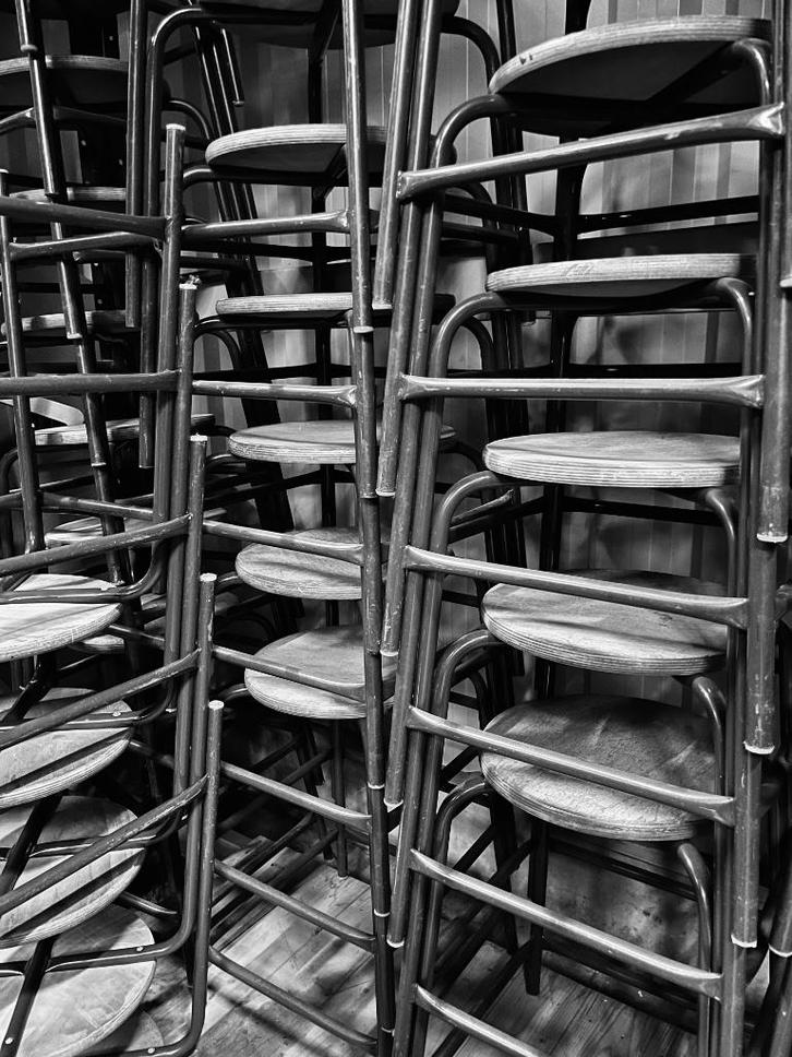Franse Mulca krukken – industriële tabourets | 58cm (28stks), Huis en Inrichting, Krukjes, Gebruikt, Hout, Ophalen of Verzenden