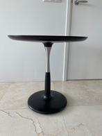 Giorgetti Chi Wing Lo Oti Roun walnoot bijzettafel., Rond, Zo goed als nieuw, 60 cm of meer, Hout